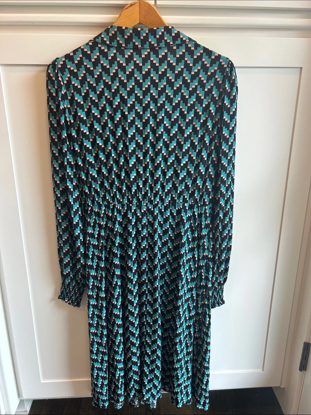 Seraphine Geometric Print Teal and Black Long Sleeve Nursing Post Natal‎ Dress 4